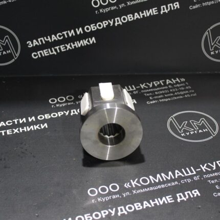 Полумуфта привода щетки КОРМЗ